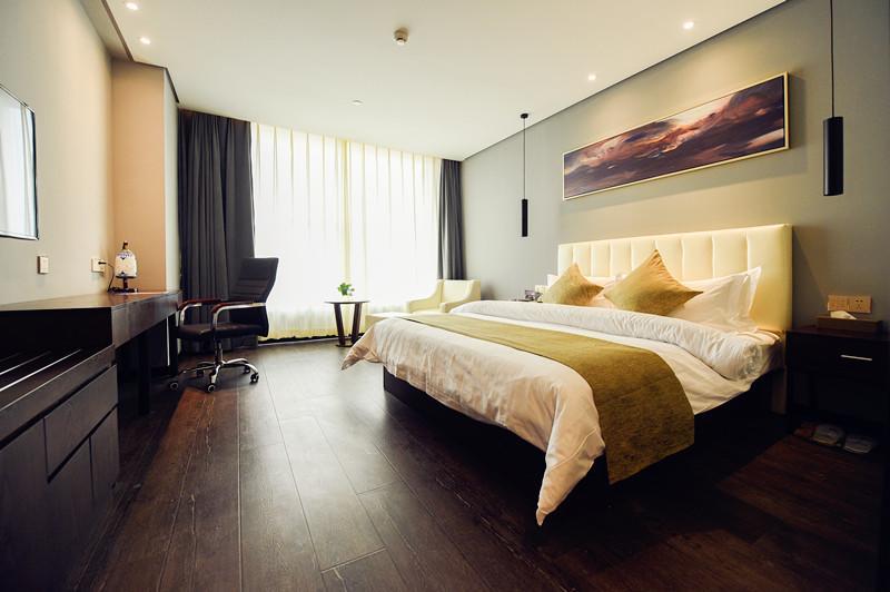 Metropolo,Shanghai,Hongqiao Airport,Wuzhong Road Екстериор снимка
