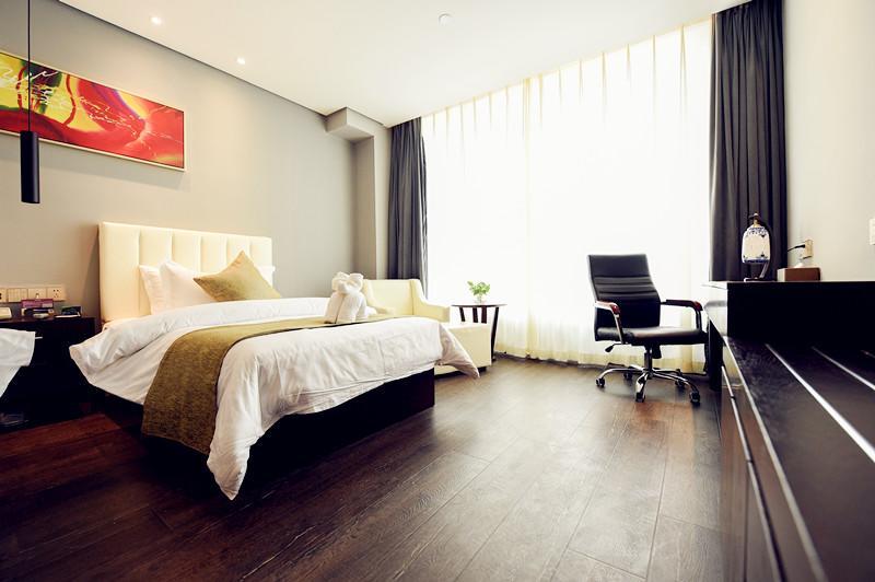 Metropolo,Shanghai,Hongqiao Airport,Wuzhong Road Екстериор снимка